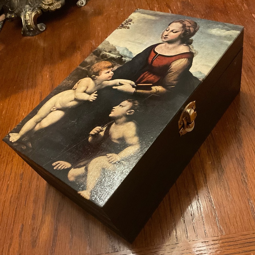 Raphael’s-The Virgin And Child… Beautifully Handmade Gold Hardware Trinket Box!